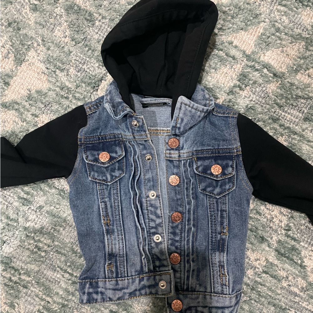 Little Bipsy 3-6 hooded jacket